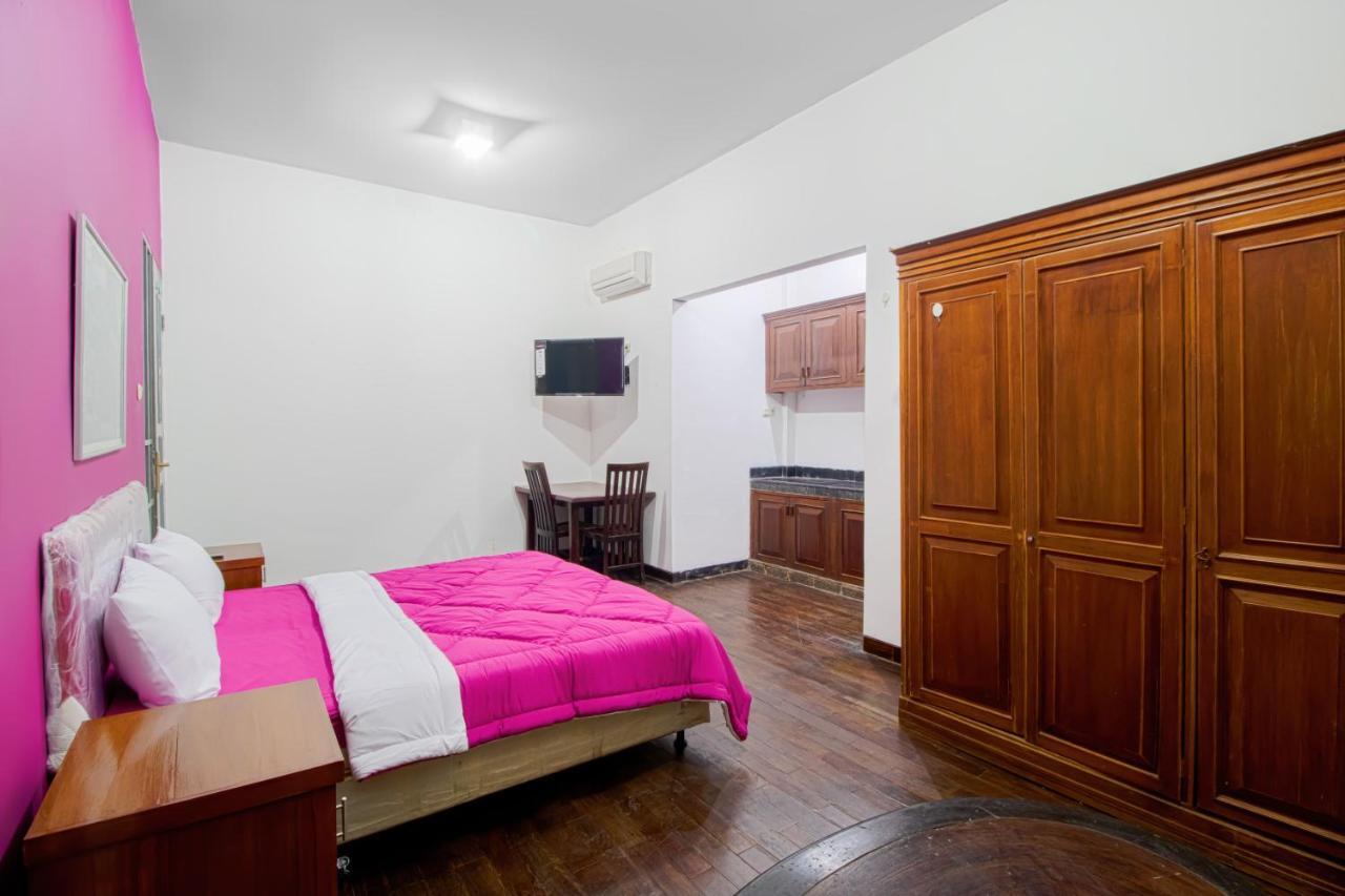 Tobana House Bintaro Otel Cakarta Dış mekan fotoğraf