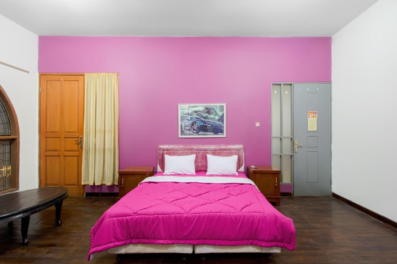 Tobana House Bintaro Otel Cakarta Dış mekan fotoğraf