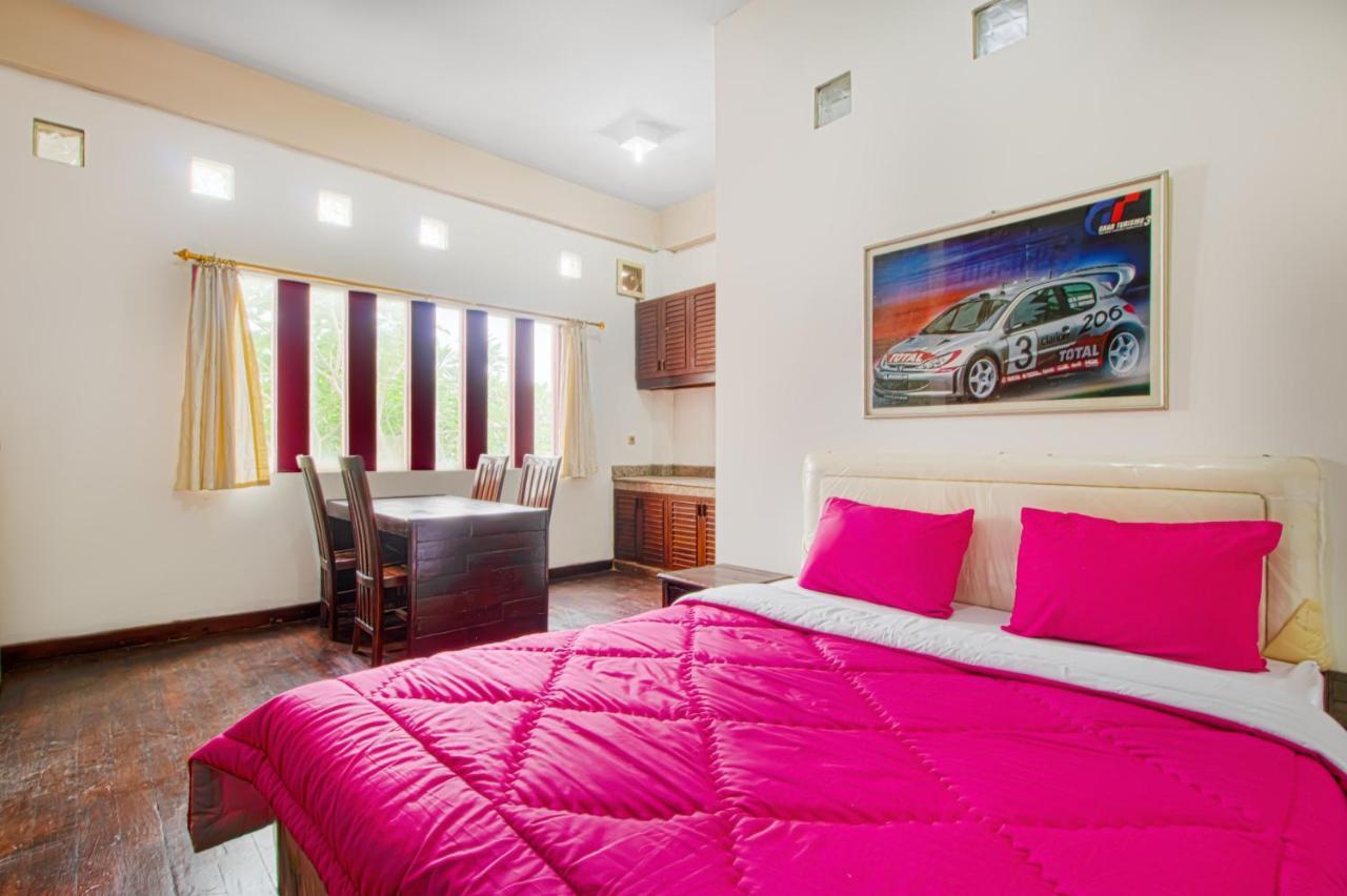 Tobana House Bintaro Otel Cakarta Dış mekan fotoğraf