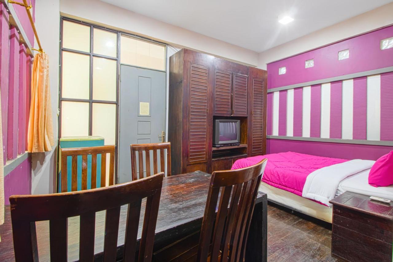 Tobana House Bintaro Otel Cakarta Dış mekan fotoğraf