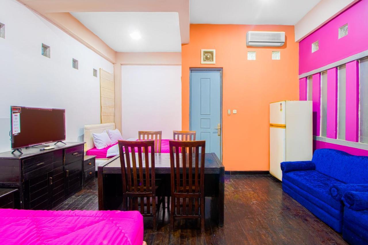 Tobana House Bintaro Otel Cakarta Dış mekan fotoğraf