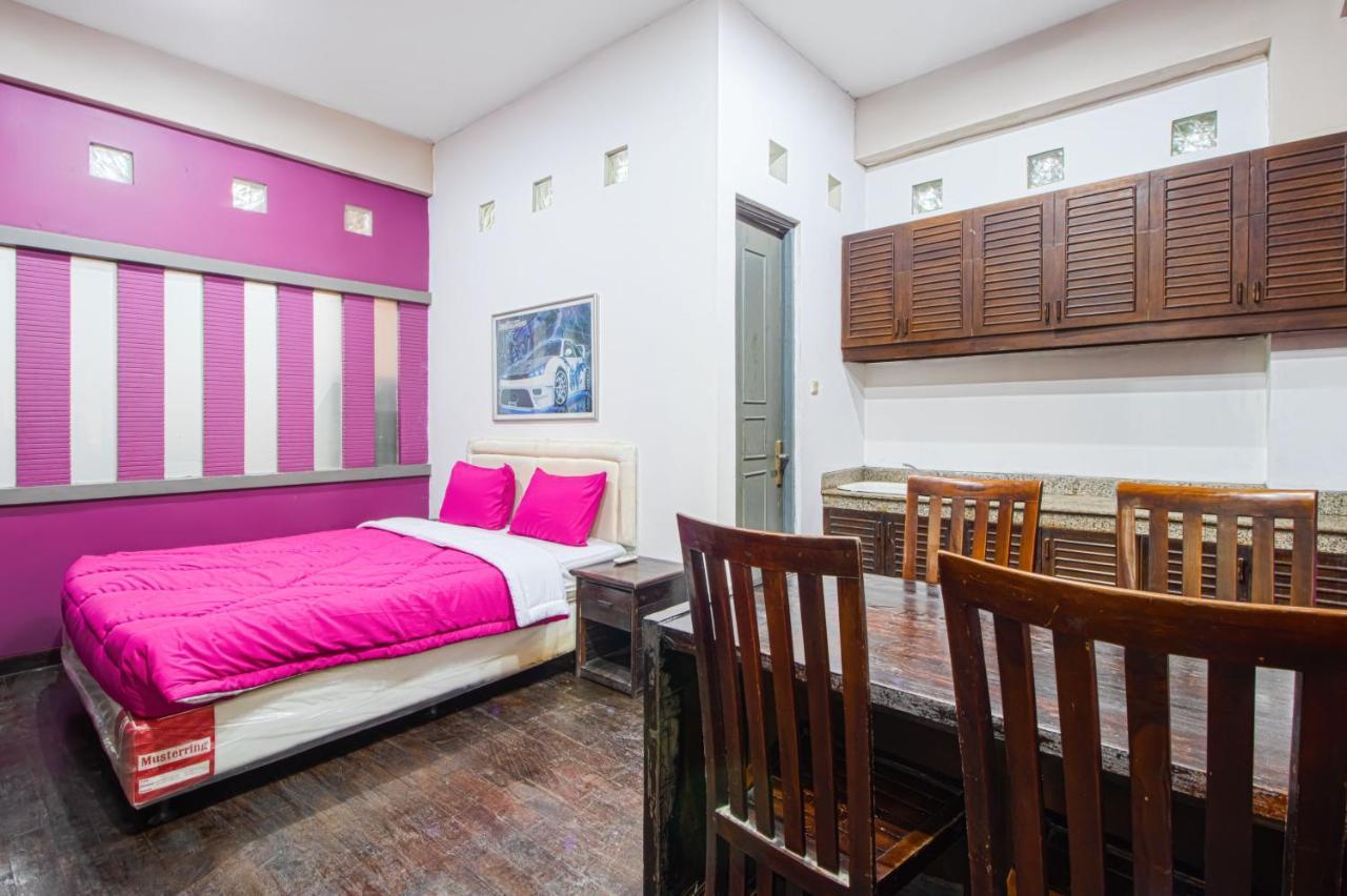Tobana House Bintaro Otel Cakarta Dış mekan fotoğraf
